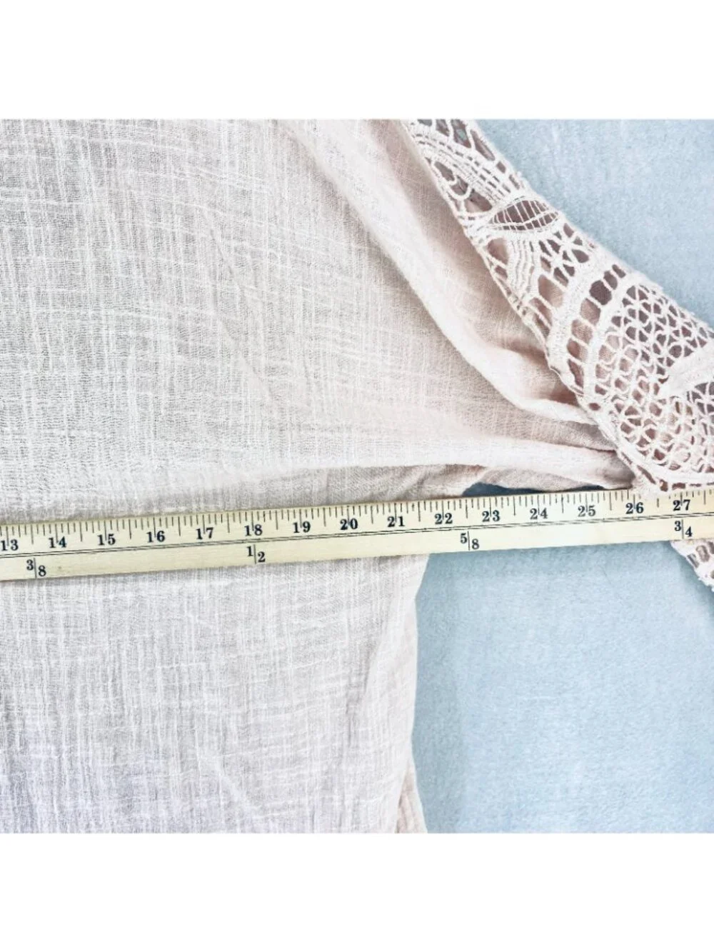 XCVI Top Womens M Blush Cotton Chambray Blouse Crochet Sleeve Boho Granola - Picture 11 of 14